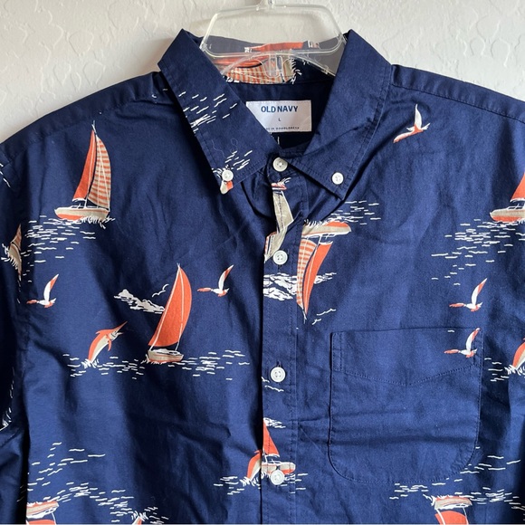 Old Navy Everyday Built-In Flex Printed Short Sleeve Men's Shirt
Size L - Picture 5 of 13